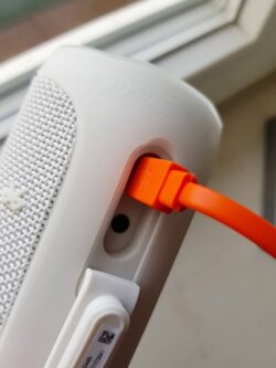Anschlüsse JBL Flip 4